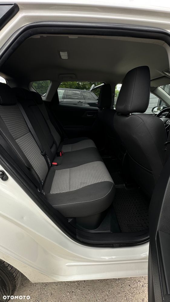 Toyota Auris - 14