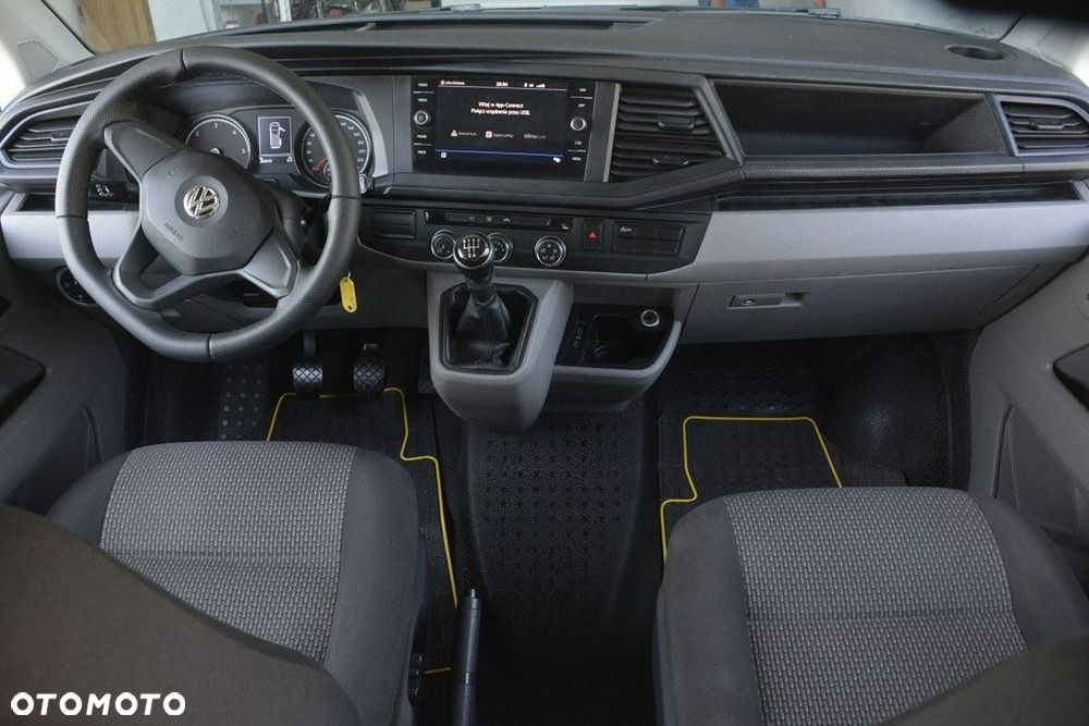 Volkswagen Transporter - 17
