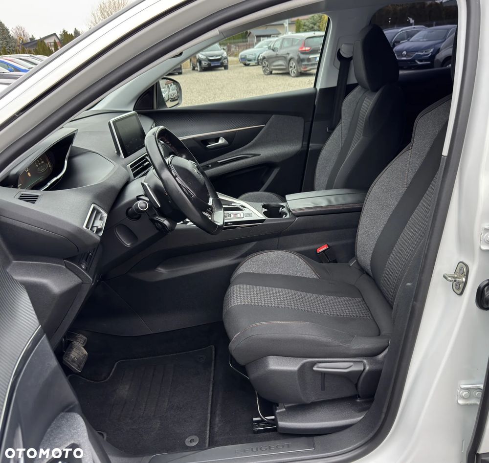 Peugeot 3008 THP 165 EAT6 Stop & Start Active - 17