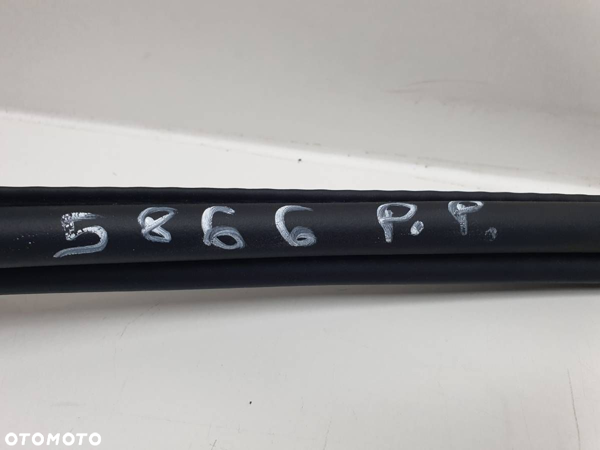 USZCZELKA DRZWI PRZÓD PRZEDNIA PRAWA VOLVO S90 II - 2