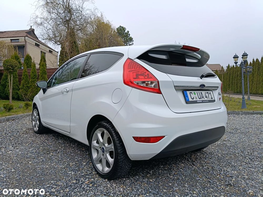 Ford Fiesta - 4