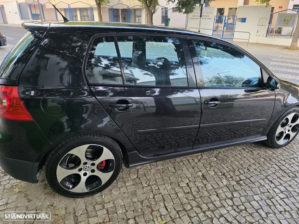 VW Golf - 6