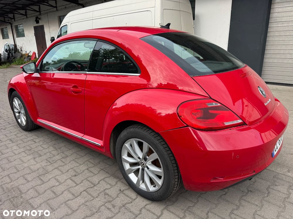 Volkswagen New Beetle - 4