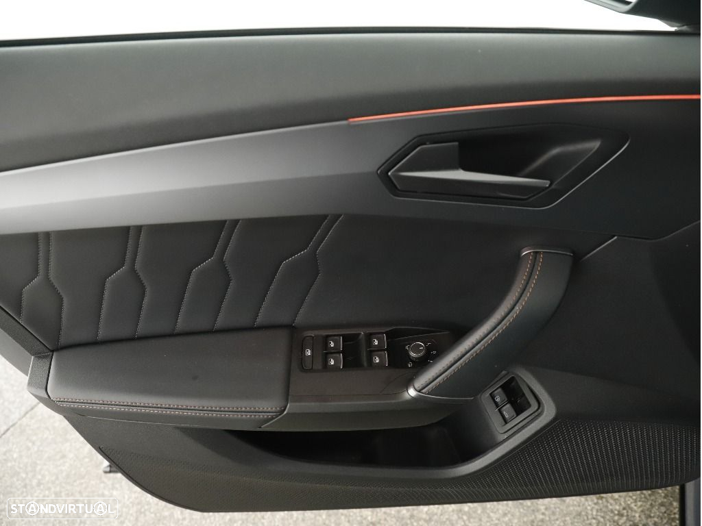 Cupra Formentor 1.4 e-Hybrid DSG VZ - 34