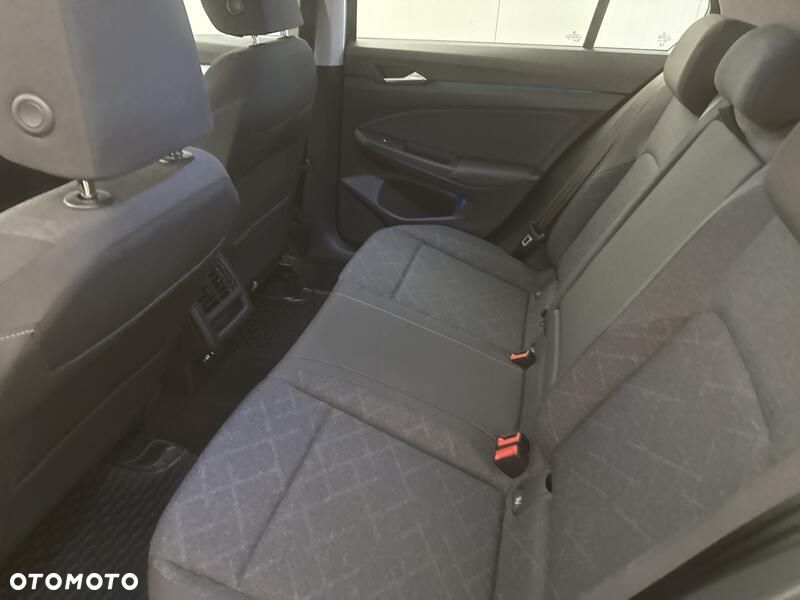 Volkswagen Golf - 20