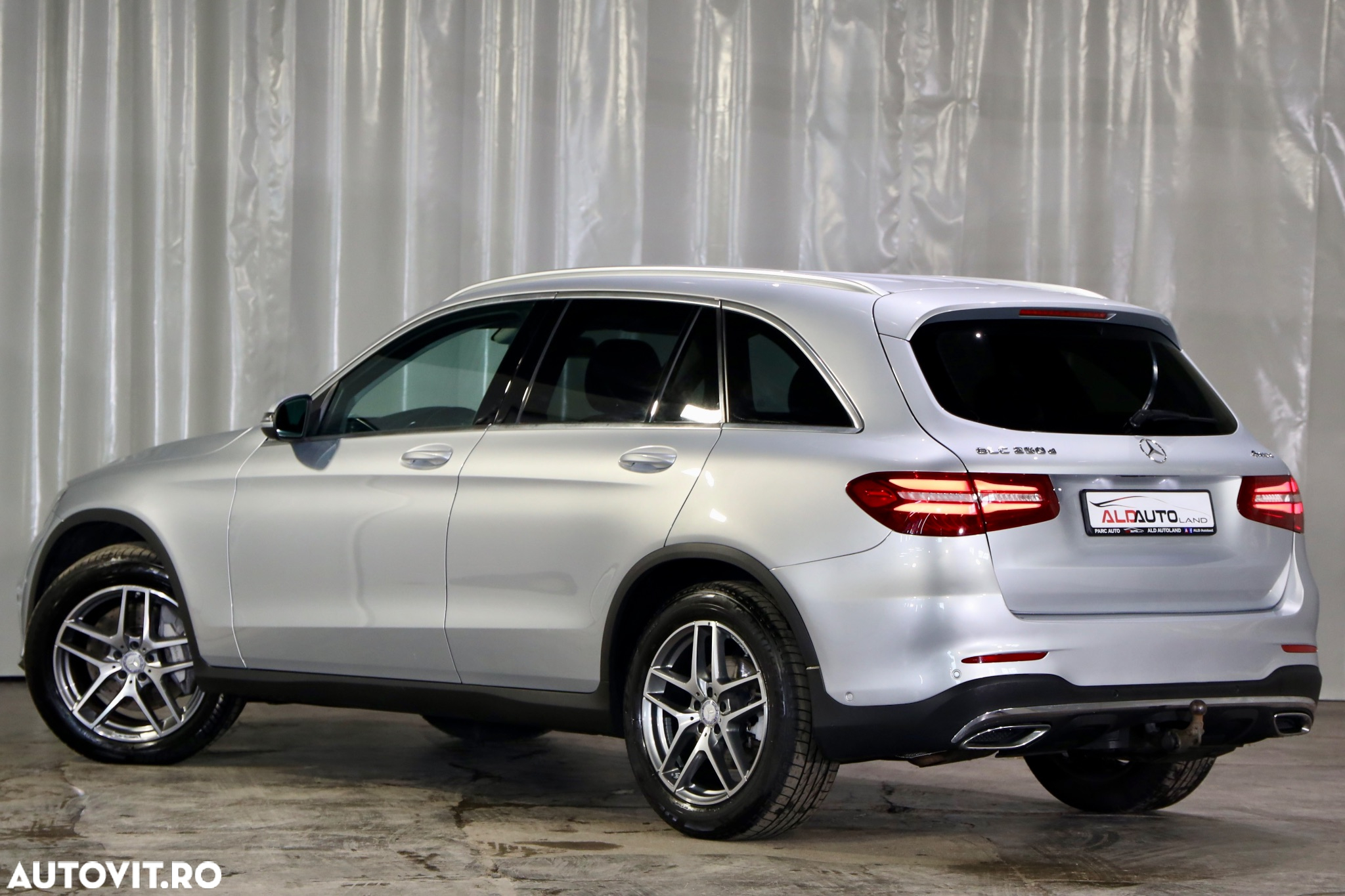 Mercedes-Benz GLC 250 d 4MATIC - 4