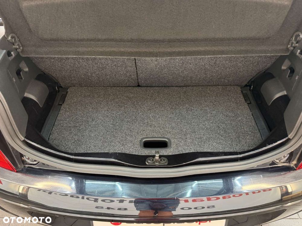 Volkswagen up! - 31