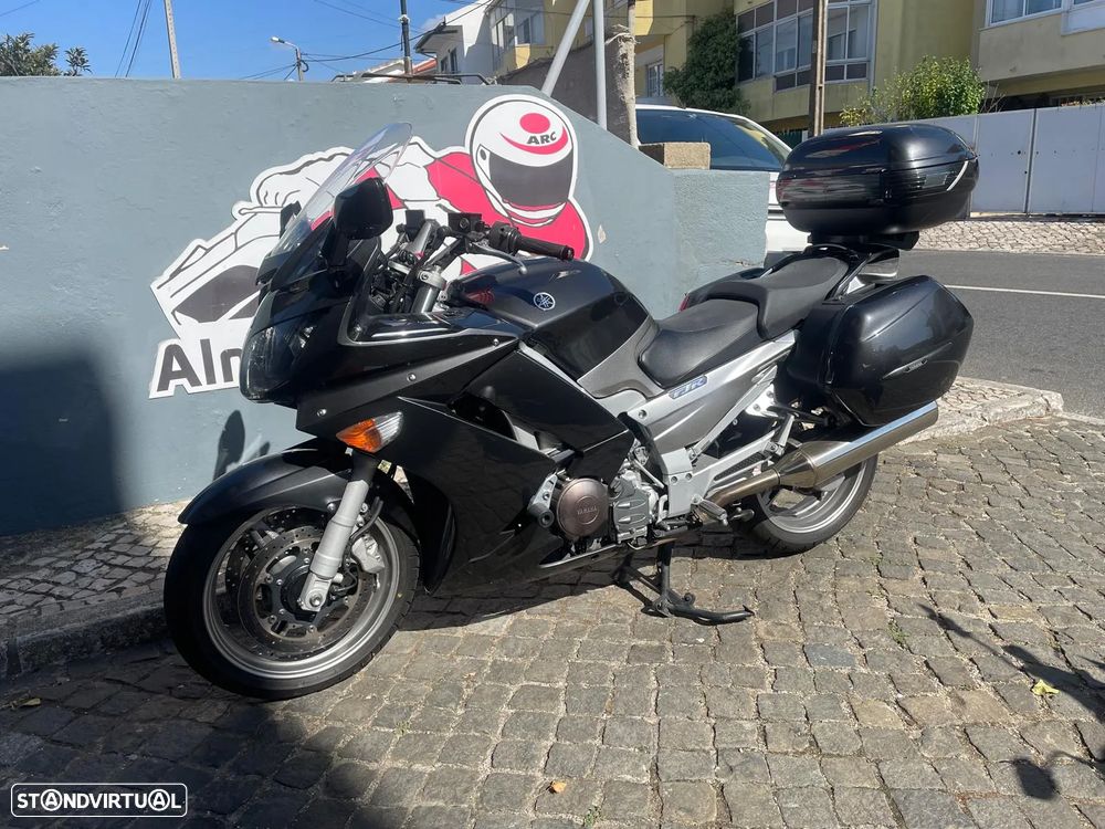 Yamaha FJR - 1