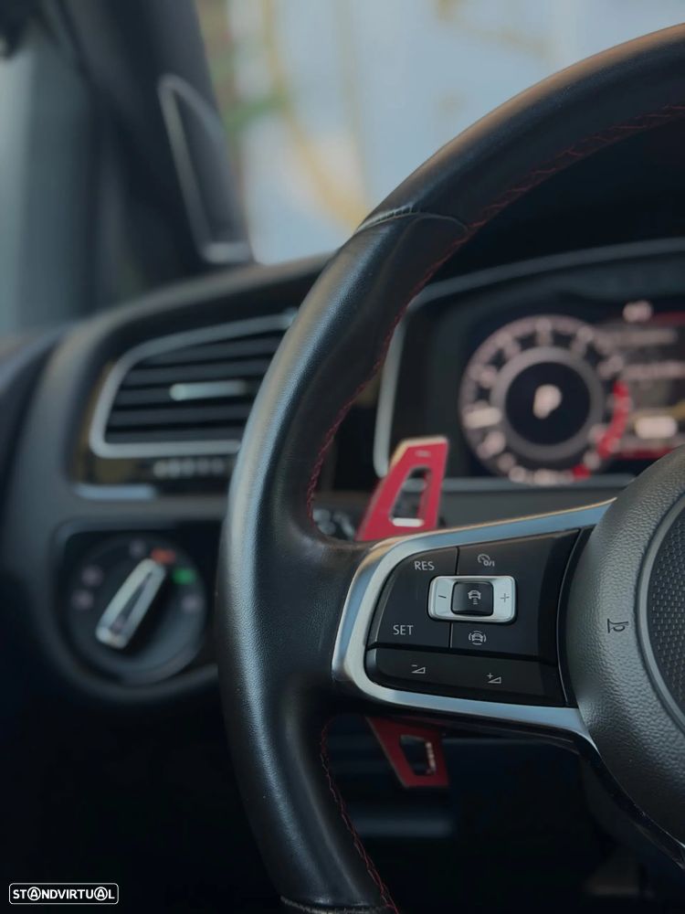 VW Golf 2.0 TSI GTI DSG Performance - 20