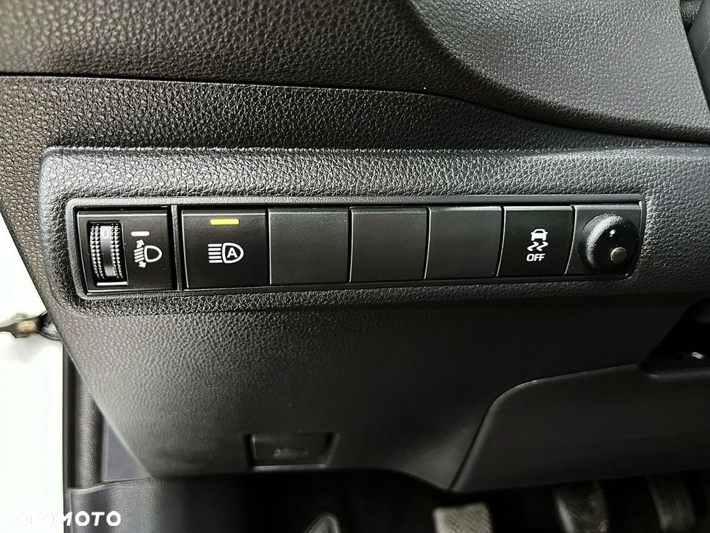 Toyota Corolla - 19