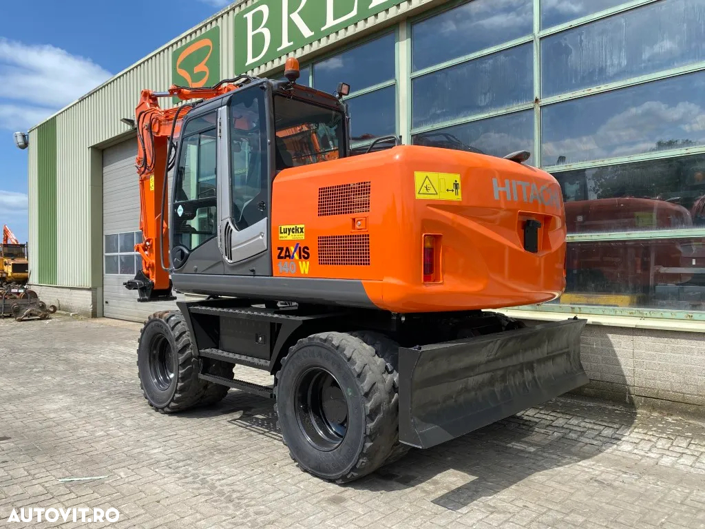 Hitachi ZX 140W-3 - 17