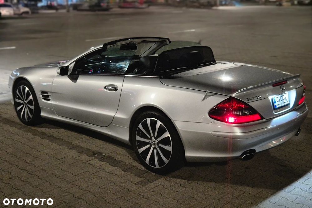 Mercedes-Benz SL - 1