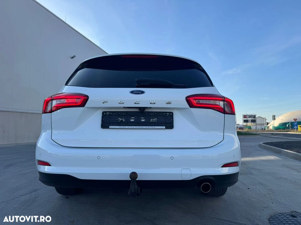 Ford Focus Turnier 1.5 EcoBlue Start-Stopp-System Aut. TITANIUM DESIGN - 20