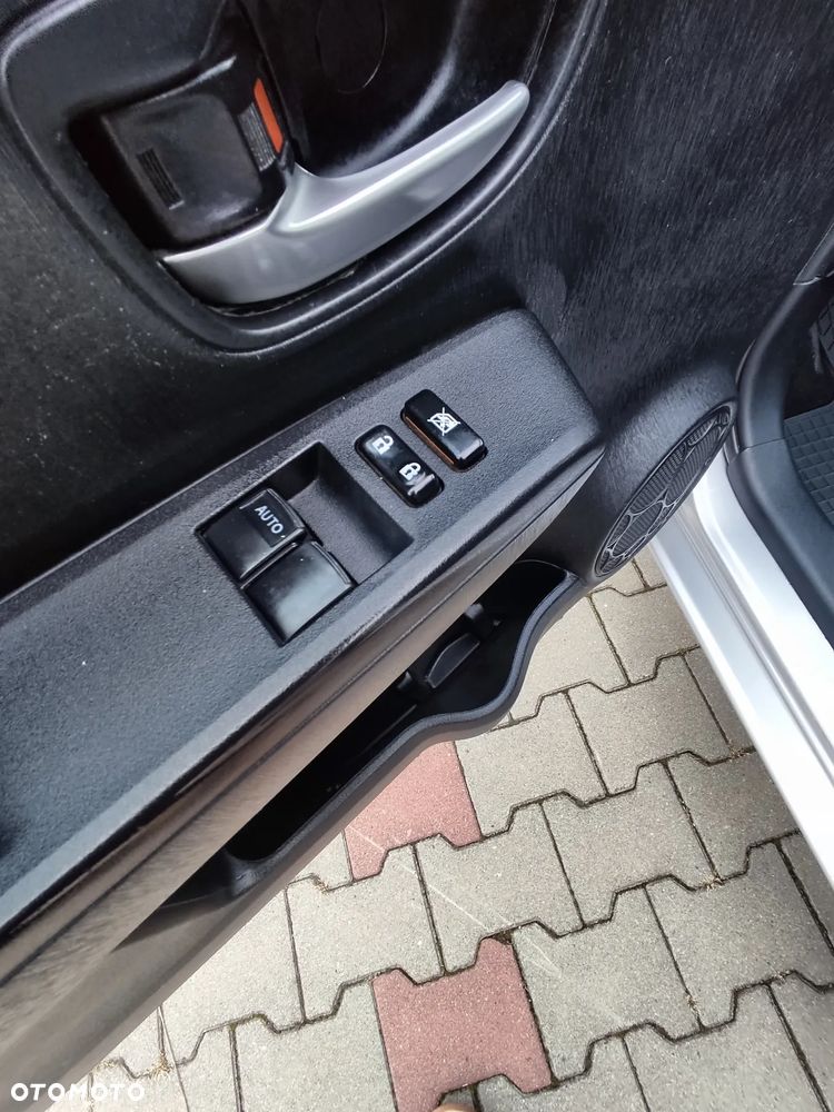 Toyota Yaris - 14