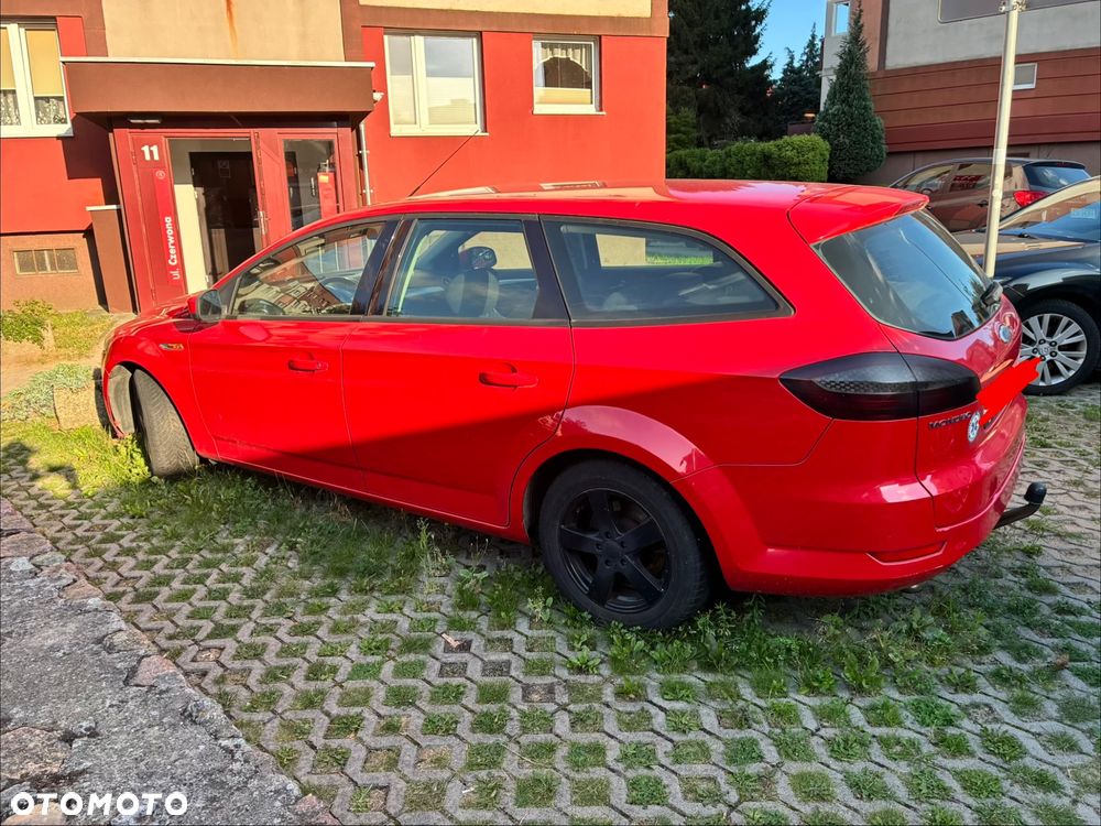 Ford Mondeo 2.0 TDCi Ambiente - 4