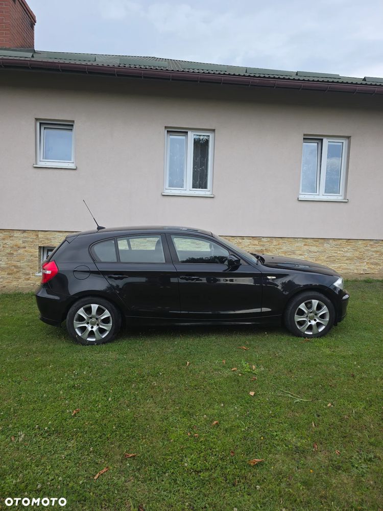 BMW Seria 1 116d - 11