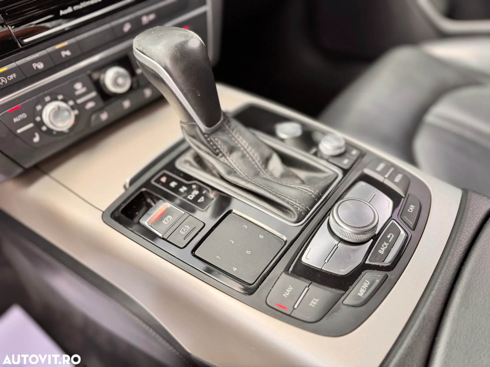 Audi A6 Avant 3.0 TDI quattro S tronic - 31