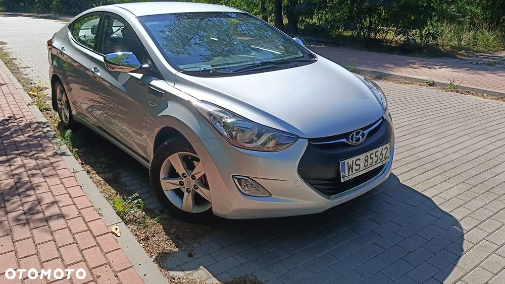 Hyundai Elantra 1.6 Comfort - 1