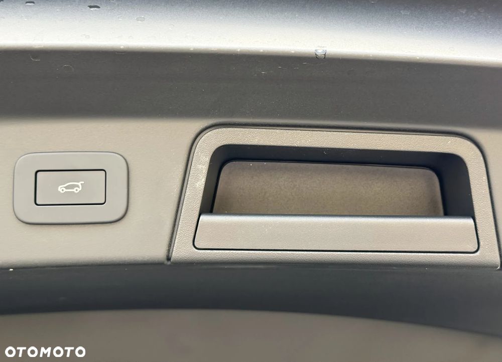 Land Rover Range Rover Velar D200 Dynamic SE - 17