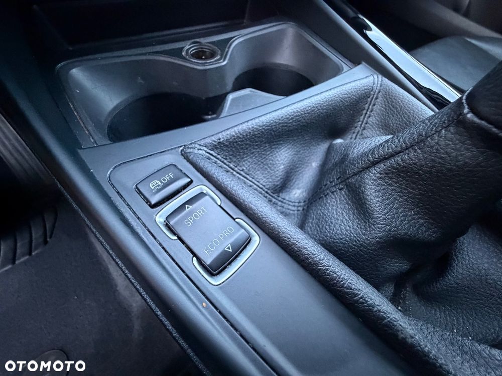 BMW Seria 1 118d Edition Metropolitan - 23