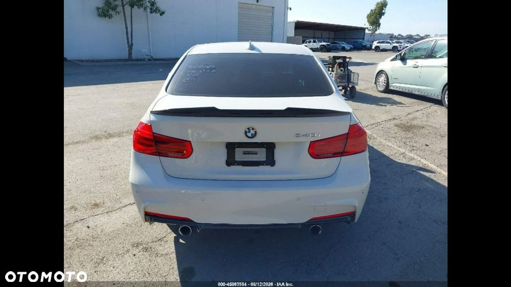 BMW Seria 3 340i M Sport - 8