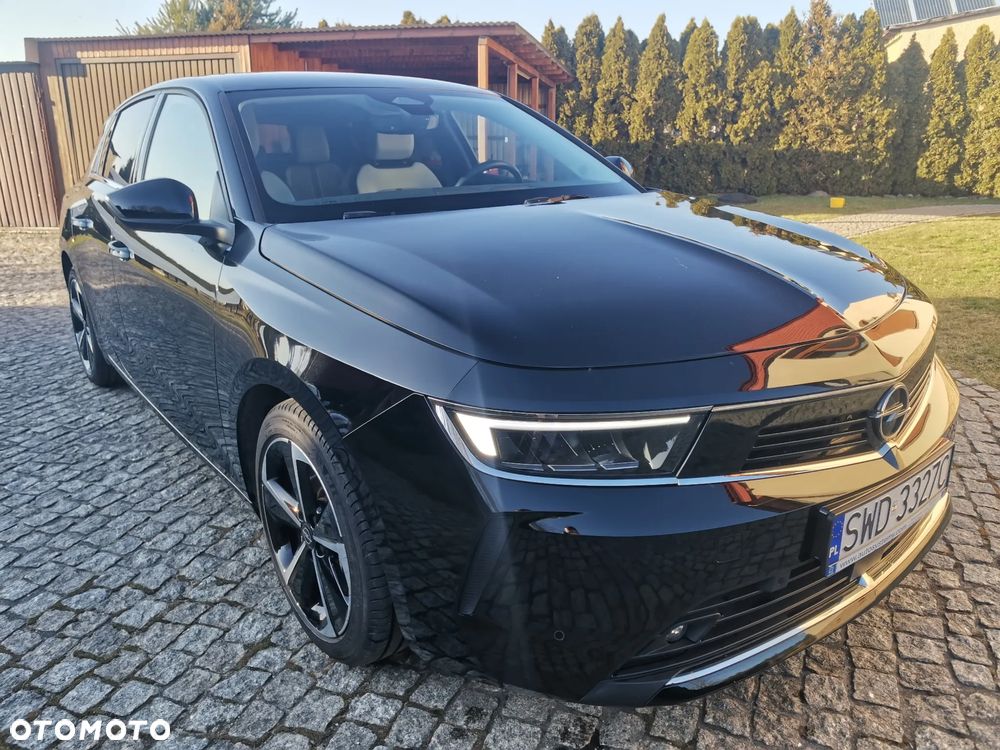Opel Astra 1.6 T Plug-in Hybrid GS - 13