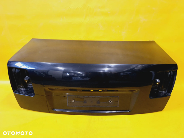 KLAPA TYŁ TYLNA BAGAŻNIKA AUDI A8 D3 SEDAN 02-05 LAK: LZ9W NR424