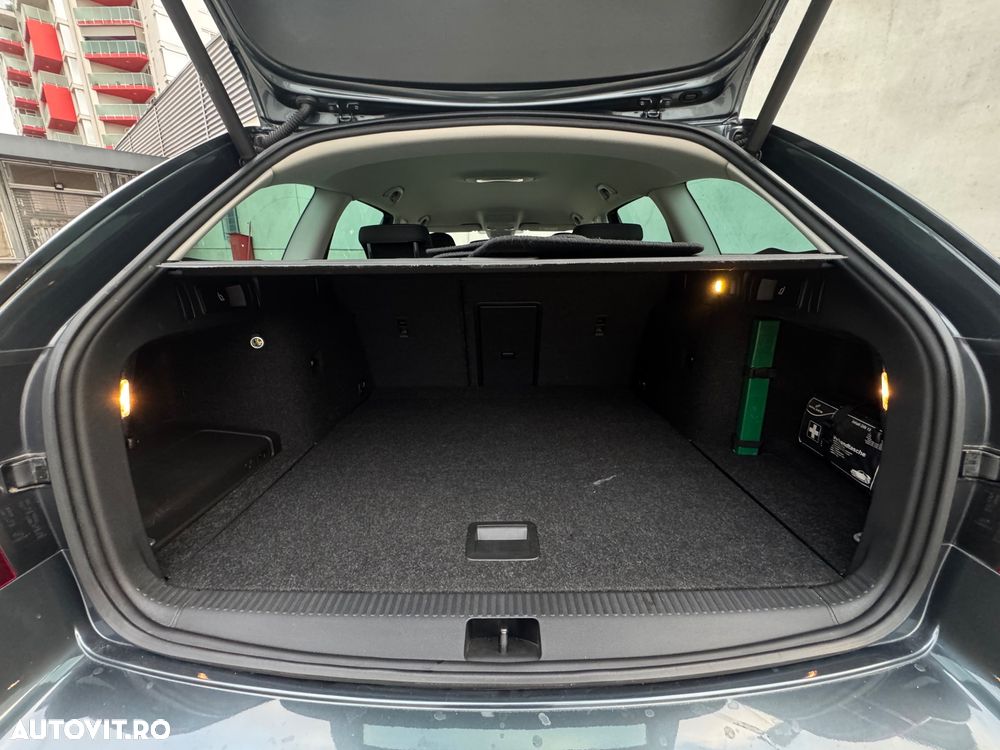 Skoda Octavia 2.0 TDI DSG Style - 40