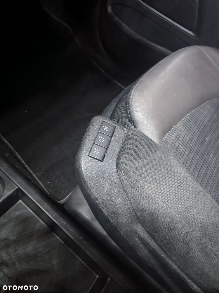 Citroën C4 Grand Picasso - 10