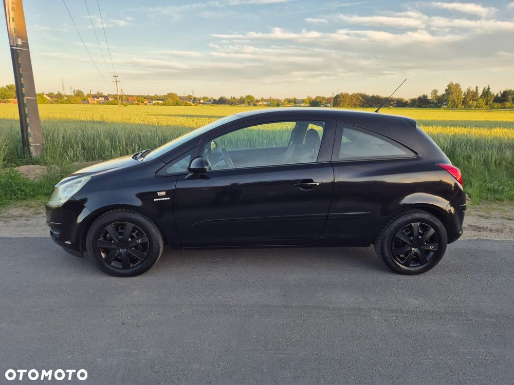 Opel Corsa 1.2 16V Cosmo - 4