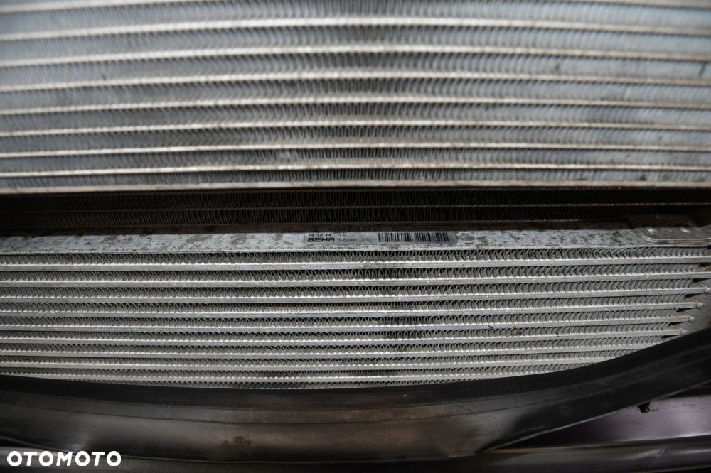 MERCEDES W251 ML GL W164 CHŁODNICA OLEJOWA ORYG A1645002400 - 3