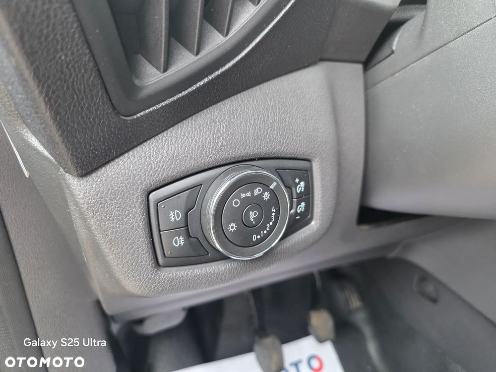 Ford Transit Connect - 35