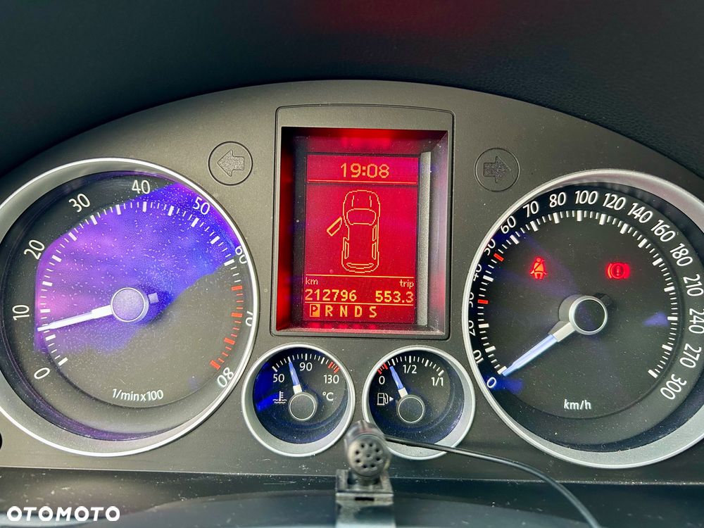 Volkswagen Golf R32 4Motion DSG - 12