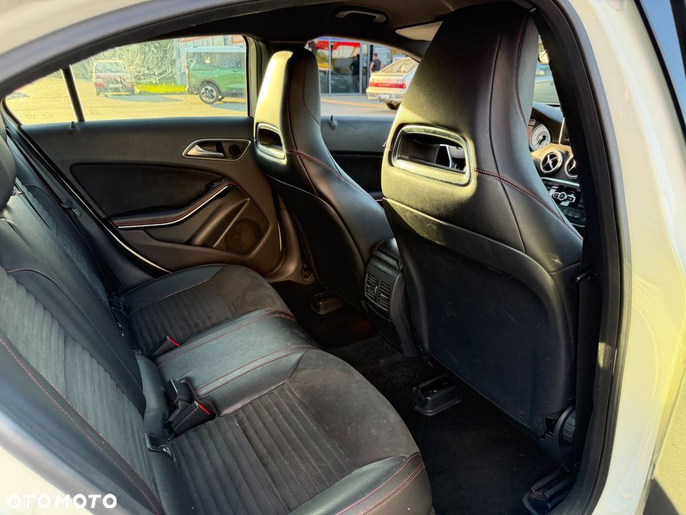 Mercedes-Benz Klasa A 180 AMG Line - 8