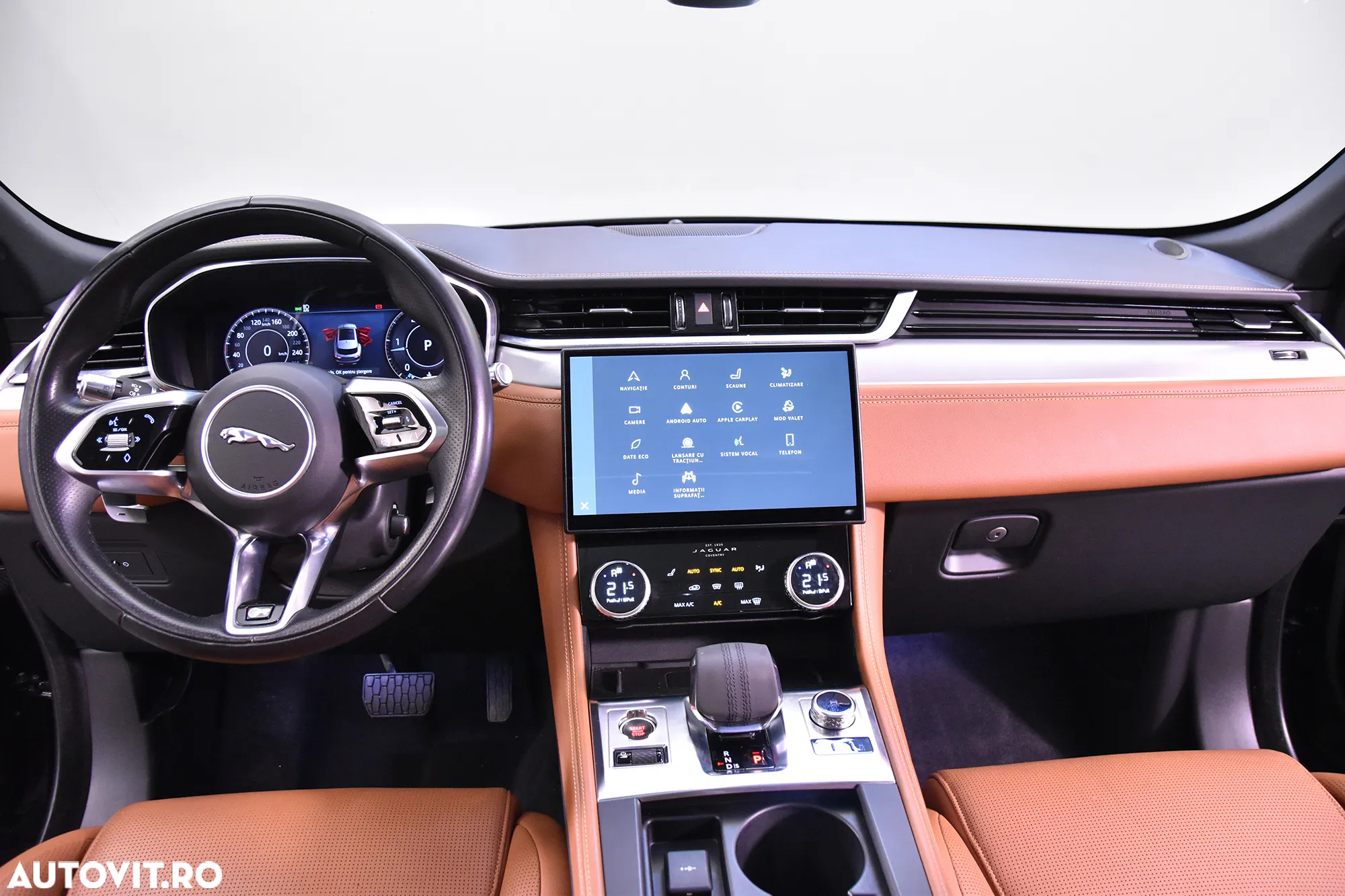 Jaguar F-Pace - 9