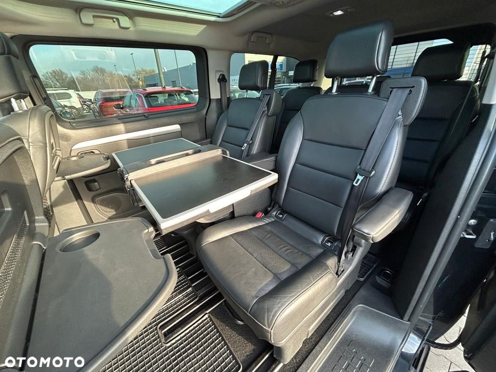 Peugeot Traveller 2.0 BlueHDi Standard Business Vip - 19