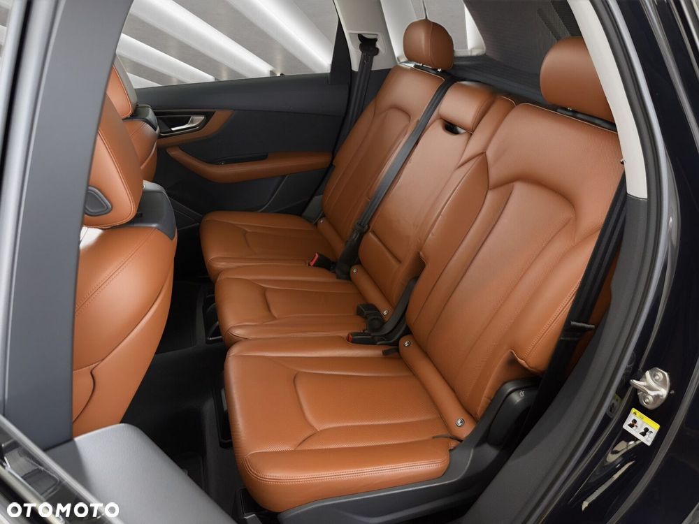 Audi Q7 - 17