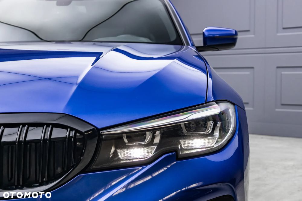 BMW Seria 3 320d xDrive M Sport sport - 11