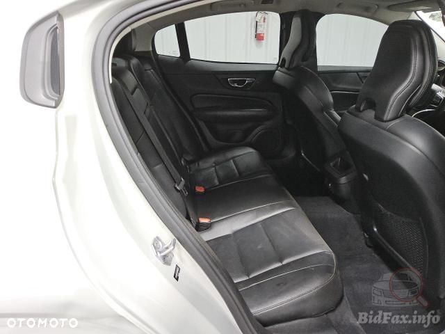 Volvo S60 - 10