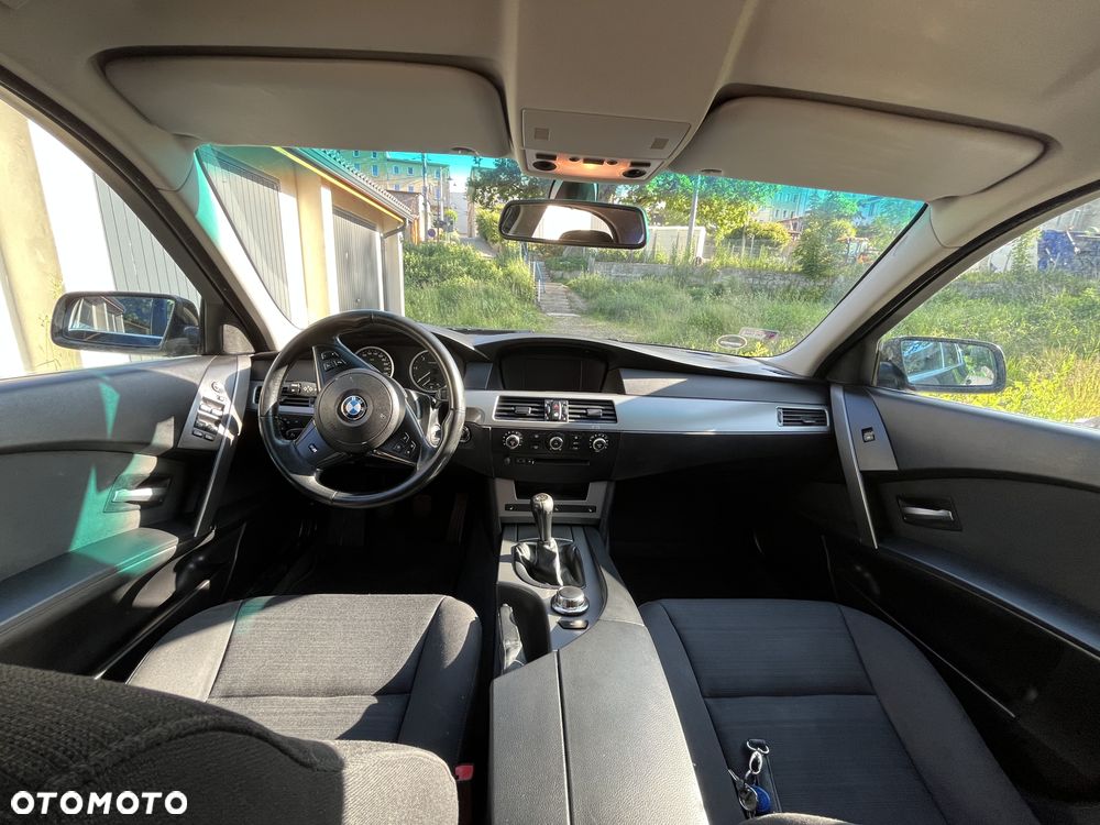 BMW Seria 5 - 12