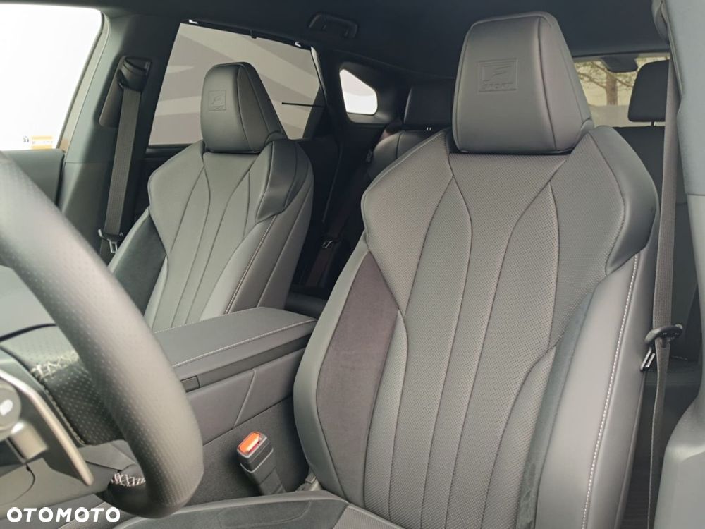 Lexus RX - 5