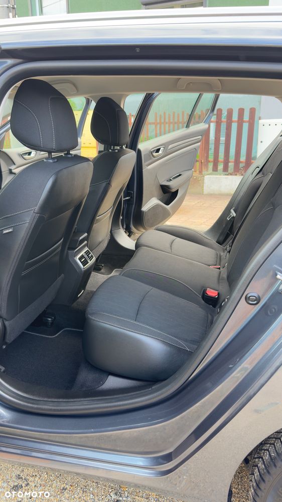 Renault Megane TCe 140 GPF EDC INTENS - 7