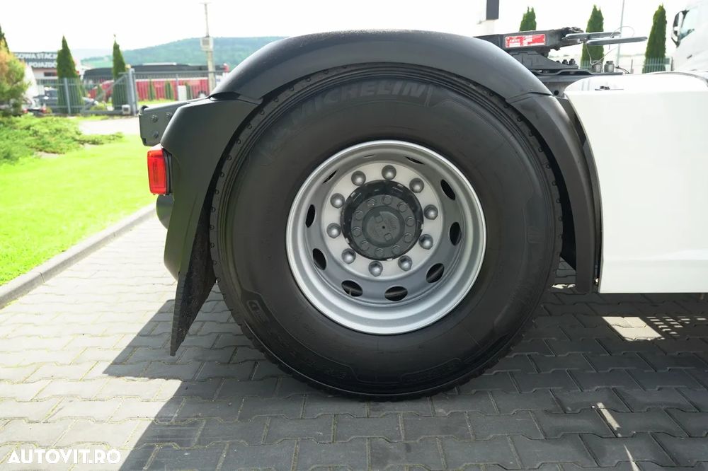 DAF XF 530 / RETARDER / I-PARK COOL / CABINĂ SUPER SPACE / - 22