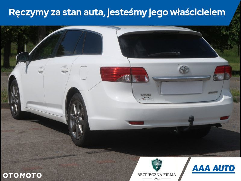 Toyota Avensis - 5