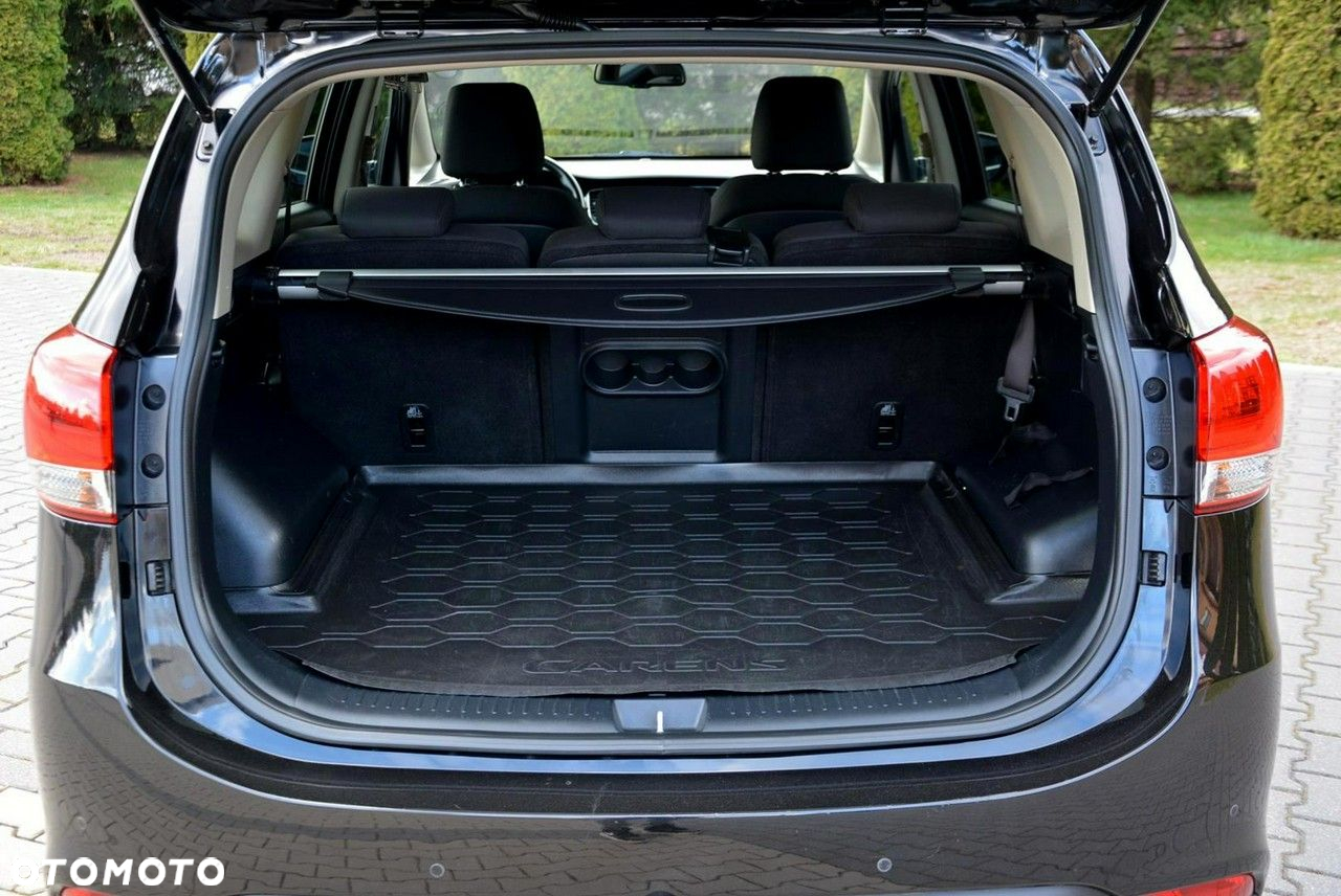 Kia Carens 1.7 CRDi 141 ISG Spirit - 30