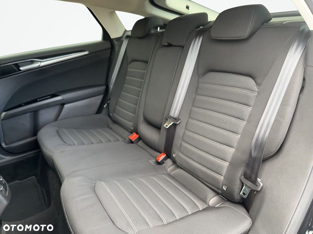 Ford Mondeo - 10