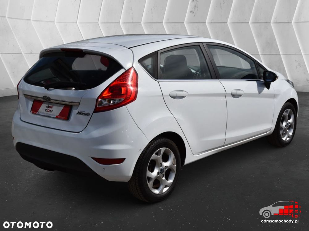 Ford Fiesta - 10