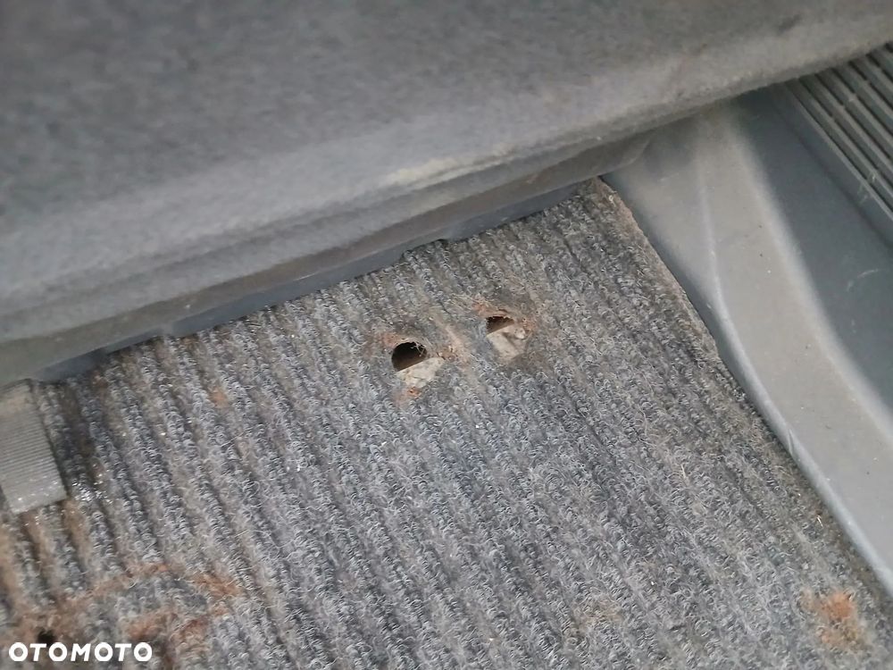 Toyota RAV4 2.0 Fun - 15