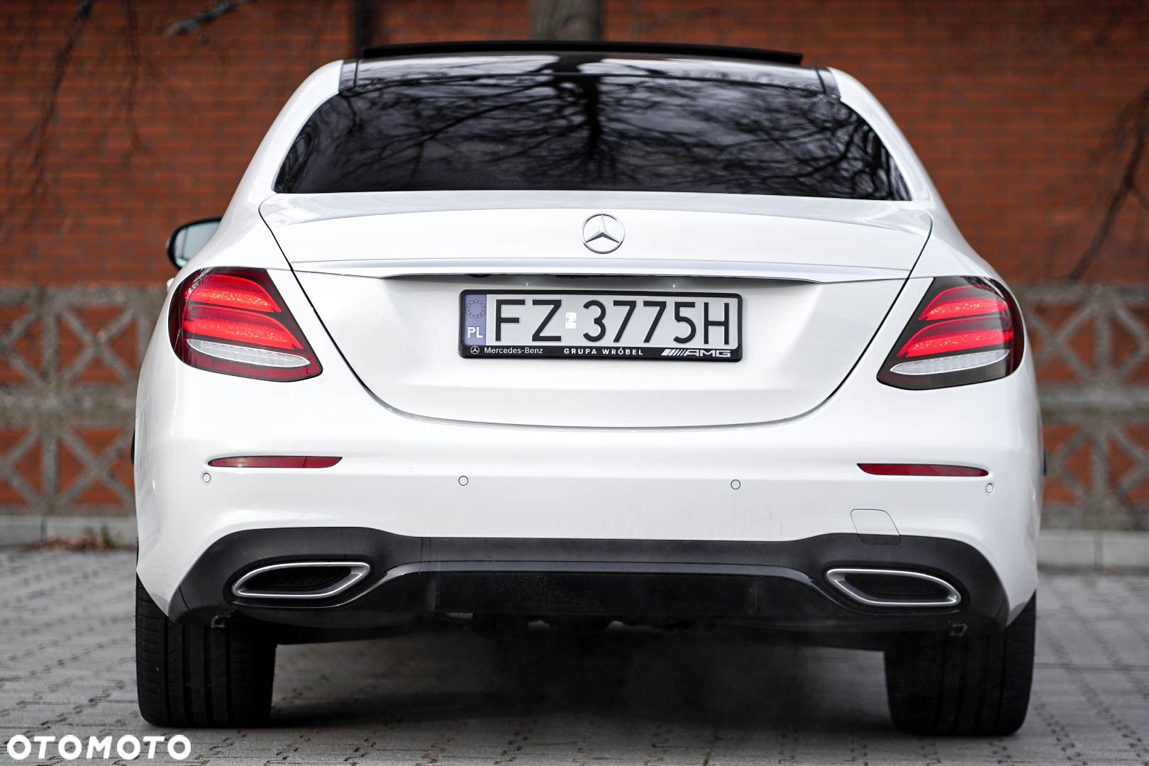 Mercedes-Benz Klasa E 220 d 9G-TRONIC - 14
