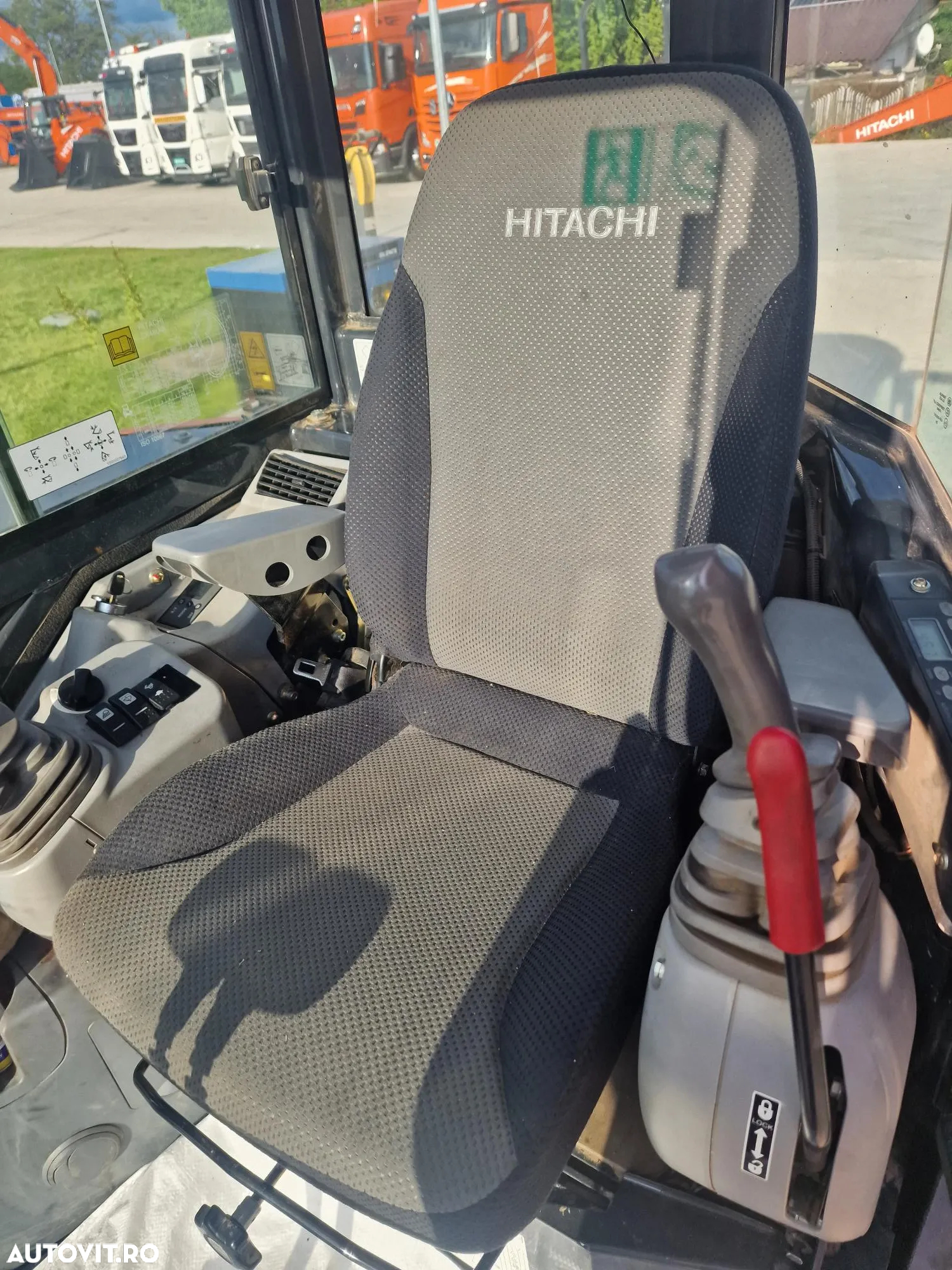 Hitachi ZX48, 5 TONE, 2023, 826h, CUPA NOUA,  44900 EUR+Tva, inst picon, senile 90% ok, computer de bord, produs in JAPONIA, CA SI NOU, posibilitate lkeasing 4 ani-PROMOTIE 44900 EUR+Tva - 11